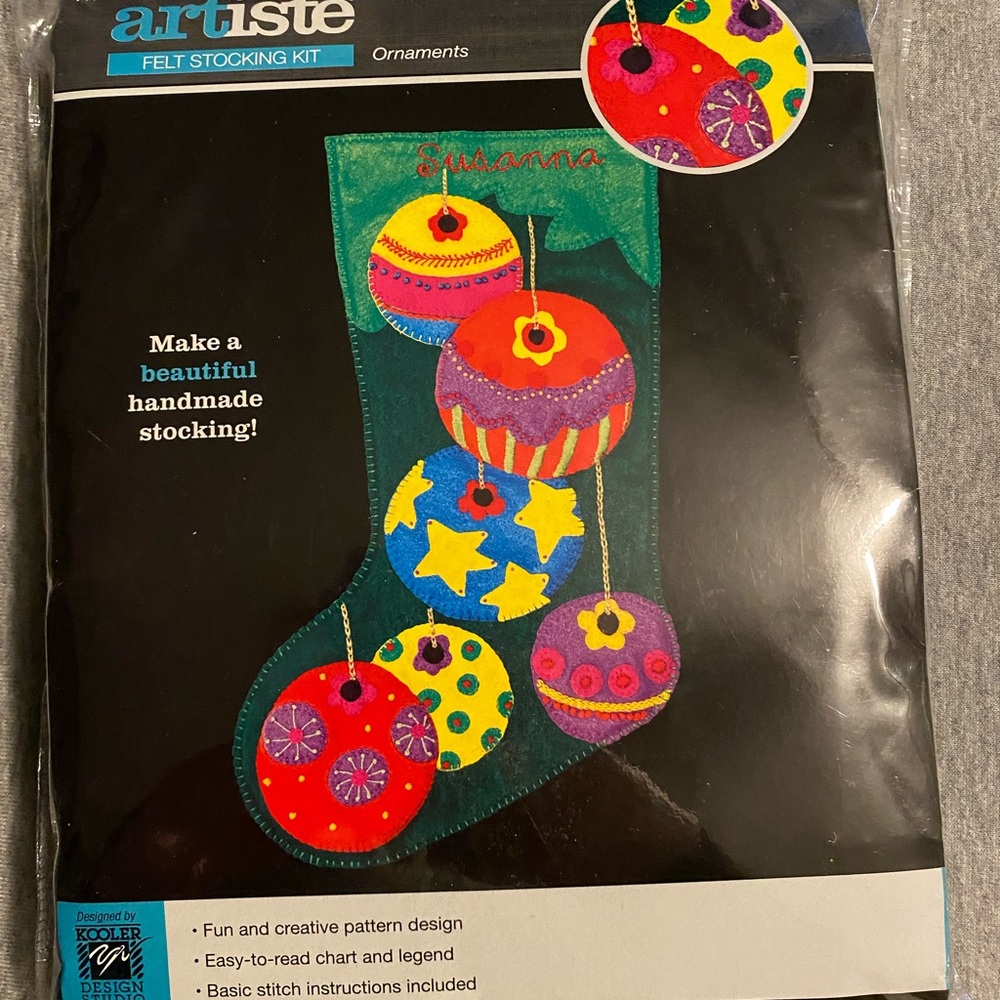 New Felt Christmas ornament/ baubles stocking kit
